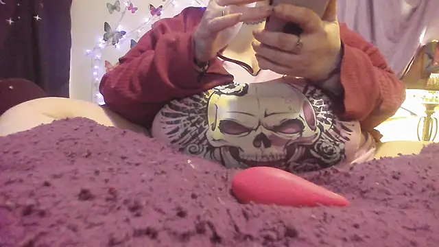 Alli Kat online show from 3, 3, 2025