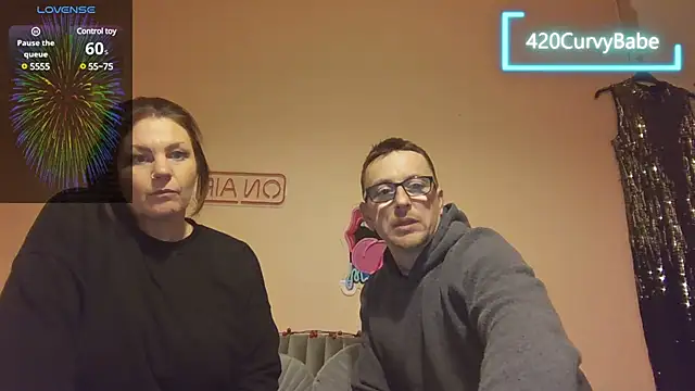 Snapshot of 420Curvybabe chatting on 6, 1, 2025 420Curvybabe online show from 6, 1, 2025