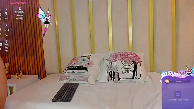 Snapshot of love_mommy chatting on 24, 2, 2025 love mommy online show from 24, 2, 2025