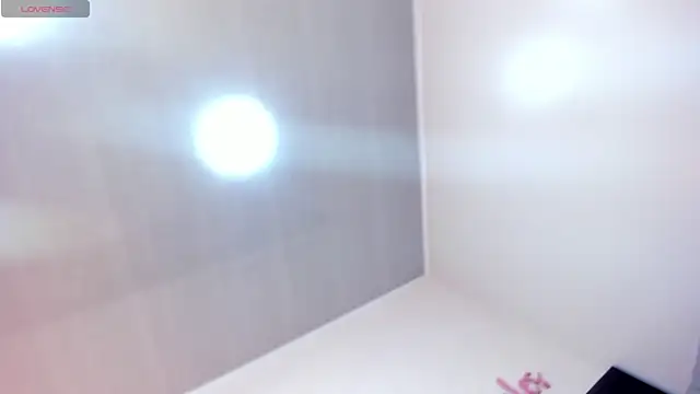 SophieHarris  online show from 27, 1, 2025