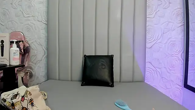 Snapshot of AlexaFoxy18 chatting on 20, 2, 2026 AlexaFoxy18 online show from 20, 2, 2026