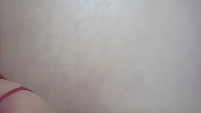 Snapshot of CaitlinaJayne23 chatting on 30, 10, 2025 CaitlinaJayne23 online show from 30, 10, 2025