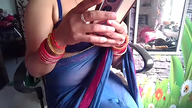 Snapshot of sexy-honey09 chatting on 7, 1, 2026 sexy-honey09 online show from 7, 1, 2026