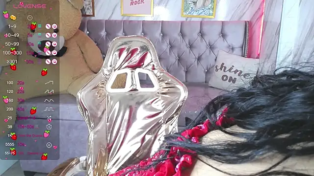 Laia angel b online show from 12, 1, 2025