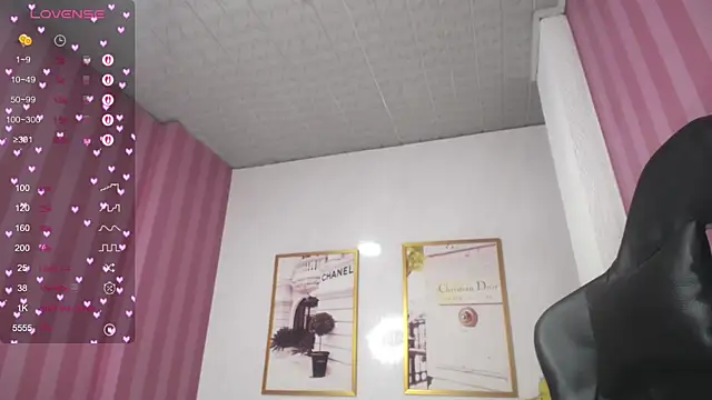 Laia angel b online show from 4, 3, 2025