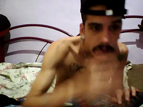 Snapshot of gatobranco001 chatting on 21, 3, 2025 gatobranco001 online show from 21, 3, 2025