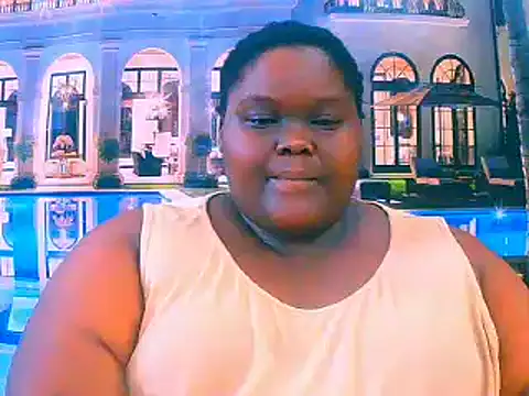 Snapshot of EbonyHotBuns chatting on 17, 6, 2026 EbonyHotBuns online show from 17, 6, 2026