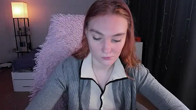 ReddHotPipper online show from 4, 2, 2026