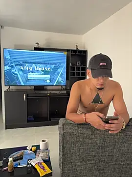 Snapshot of ArturoDelgado1 chatting on 28, 3, 2026 ArturoDelgado1 online show from 28, 3, 2026