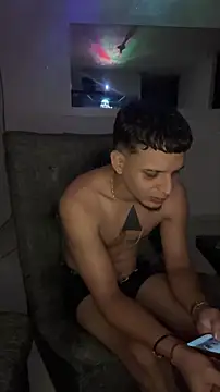 Snapshot of ArturoDelgado1 chatting on 31, 3, 2026 ArturoDelgado1 online show from 31, 3, 2026