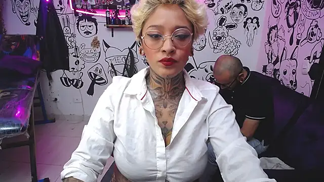 Snapshot of tatouagendecouple chatting on 7, 2, 2025 tatouagendecouple online show from 7, 2, 2025