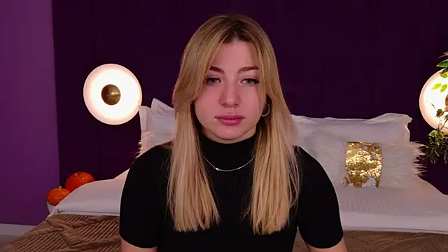 Snapshot of HelenaMorgan chatting on 16, 10, 2025 HelenaMorgan online show from 16, 10, 2025