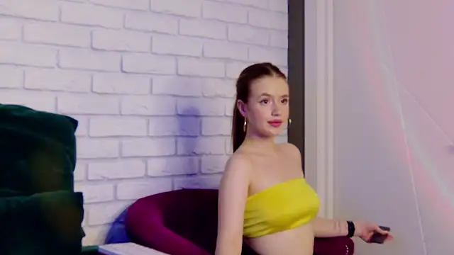 Snapshot of MilanaBalmain chatting on 5, 2, 2025 MilanaBalmain online show from 5, 2, 2025