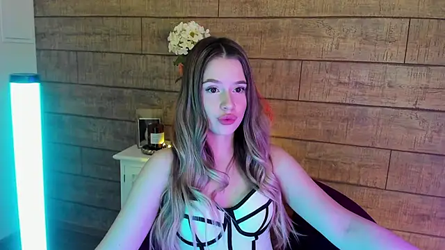 Snapshot of MilanaBalmain chatting on 11, 3, 2025 MilanaBalmain online show from 11, 3, 2025