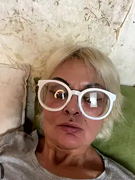 Snapshot of Gardener_of_Illusions chatting on 30, 10, 2025 Gardener of Illusions online show from 30, 10, 2025