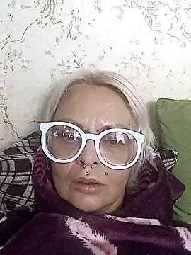 Snapshot of Gardener_of_Illusions chatting on 7, 11, 2025 Gardener of Illusions online show from 7, 11, 2025