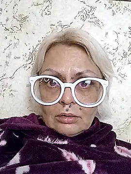 Snapshot of Gardener_of_Illusions chatting on 18, 11, 2025 Gardener of Illusions online show from 18, 11, 2025