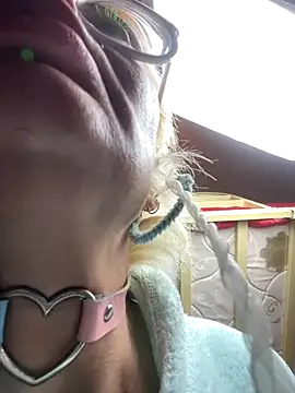 Snapshot of Gardener_of_Illusions chatting on 27, 11, 2025 Gardener of Illusions online show from 27, 11, 2025