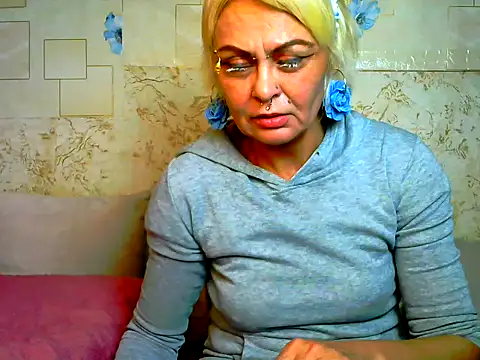 Snapshot of Gardener_of_Illusions chatting on 29, 11, 2025 Gardener of Illusions online show from 29, 11, 2025