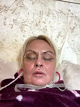 Snapshot of Gardener_of_Illusions chatting on 30, 11, 2025 Gardener of Illusions online show from 30, 11, 2025