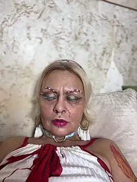 Snapshot of Gardener_of_Illusions chatting on 5, 4, 2026 Gardener of Illusions online show from 5, 4, 2026