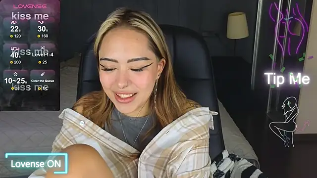 Snapshot of baby__kim chatting on 28, 9, 2025 baby kim online show from 28, 9, 2025