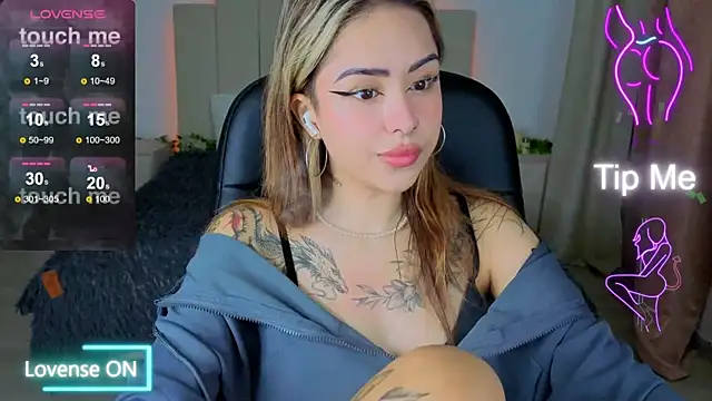 Snapshot of baby__kim chatting on 12, 11, 2025 baby kim online show from 12, 11, 2025