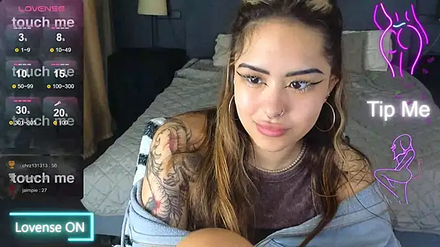 Snapshot of baby__kim chatting on 20, 11, 2025 baby kim online show from 20, 11, 2025