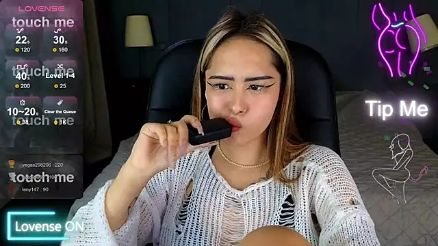 Snapshot of baby__kim chatting on 24, 11, 2025 baby kim online show from 24, 11, 2025