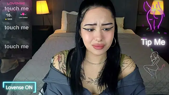 Snapshot of baby__kim chatting on 4, 12, 2025 baby kim online show from 4, 12, 2025