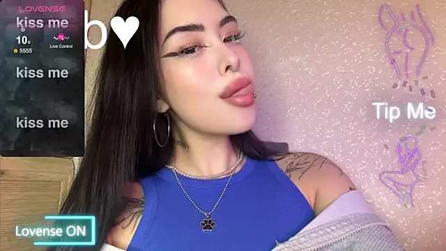 Snapshot of baby__kim chatting on 21, 4, 2026 baby kim online show from 21, 4, 2026