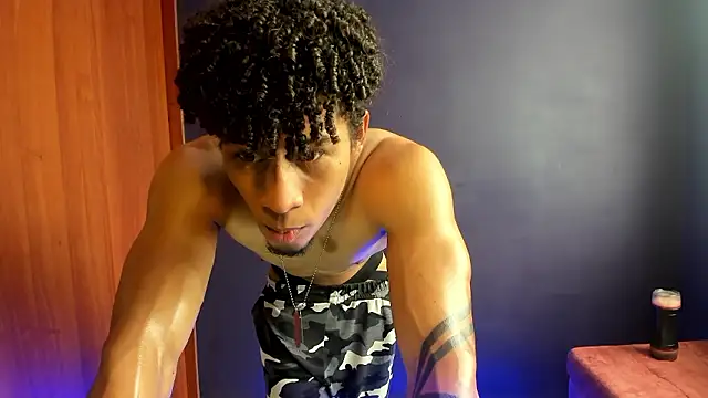 Snapshot of Pendragon1224 chatting on 1, 12, 2024 Pendragon1224 online show from 1, 12, 2024