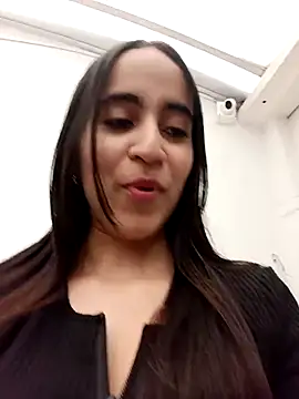 Mia Fischer online show from 28, 11, 2025