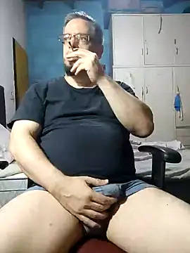 Snapshot of MrBig_2024 chatting on 4, 2, 2025 MrBig 2024 online show from 4, 2, 2025