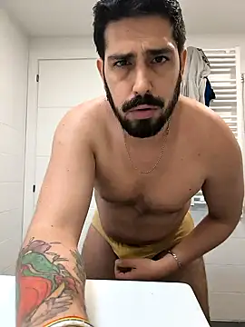 Snapshot of cricrimsBarcelona chatting on 29, 12, 2024 cricrimsBarcelona online show from 29, 12, 2024