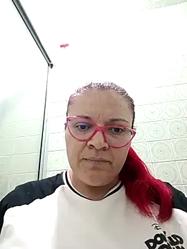 Snapshot of VickyColleman chatting on 24, 4, 2026 VickyColleman online show from 24, 4, 2026