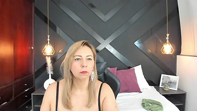 Snapshot of andre_soto_ chatting on 18, 2, 2025 andre soto online show from 18, 2, 2025