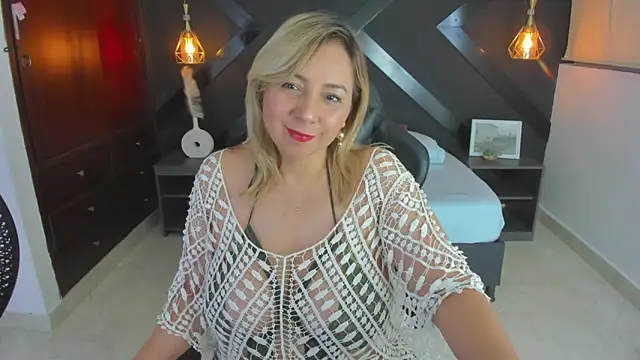 Snapshot of andre_soto_ chatting on 18, 9, 2025 andre soto online show from 18, 9, 2025