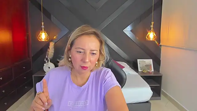 Snapshot of andre_soto_ chatting on 5, 10, 2025 andre soto online show from 5, 10, 2025