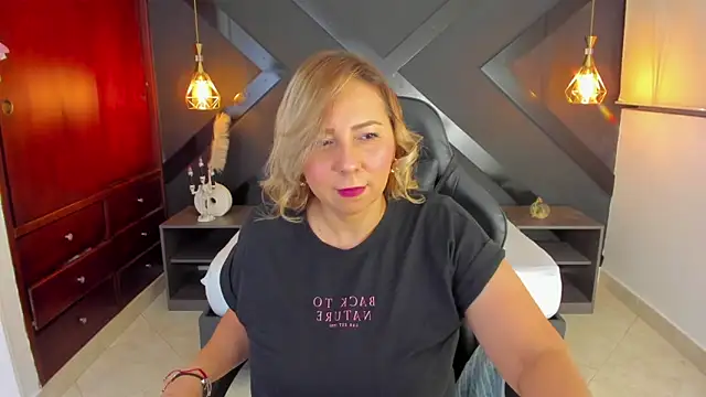 Snapshot of andre_soto_ chatting on 18, 11, 2025 andre soto online show from 18, 11, 2025