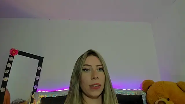 JanneKim online show from 25, 12, 2024