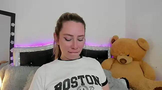 JanneKim online show from 5, 2, 2025