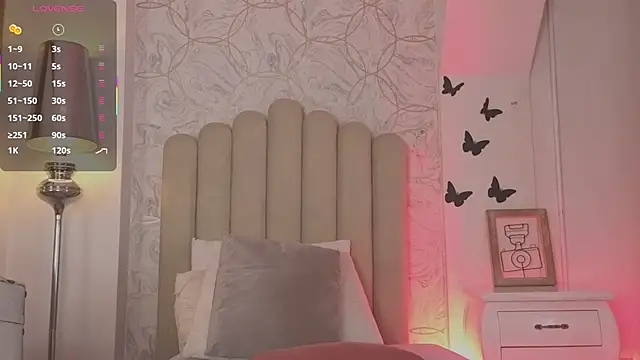 Snapshot of samanta_william chatting on 27, 10, 2025 samanta william online show from 27, 10, 2025