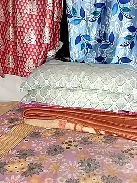 EeshaBhabi online show from 17, 11, 2025