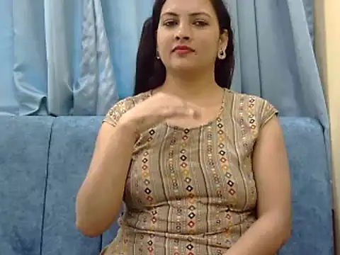 Snapshot of tripti2 chatting on 9, 3, 2025 tripti2 online show from 9, 3, 2025