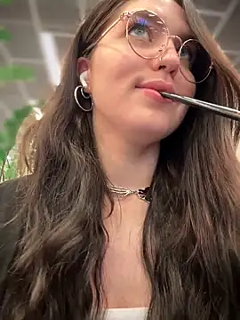 meow girl online show from 18, 9, 2025