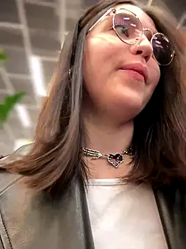 meow girl online show from 12, 10, 2025