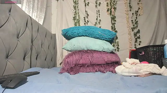 Snapshot of imtiffany_w chatting on 6, 10, 2025 imtiffany w online show from 6, 10, 2025