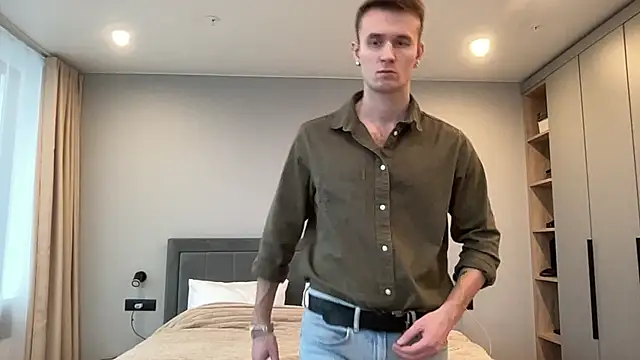 cute mark online show from 8, 11, 2025