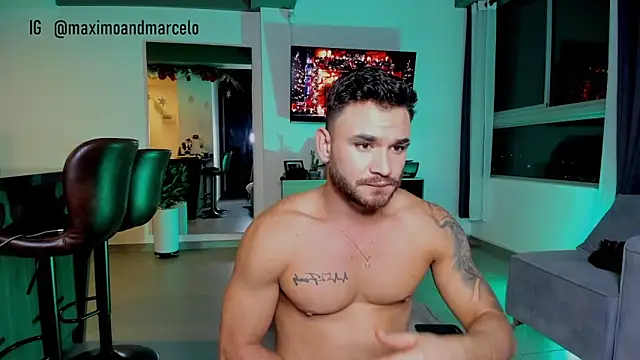 Snapshot of Maximo_Marcelo chatting on 31, 12, 2024 Maximo Marcelo online show from 31, 12, 2024
